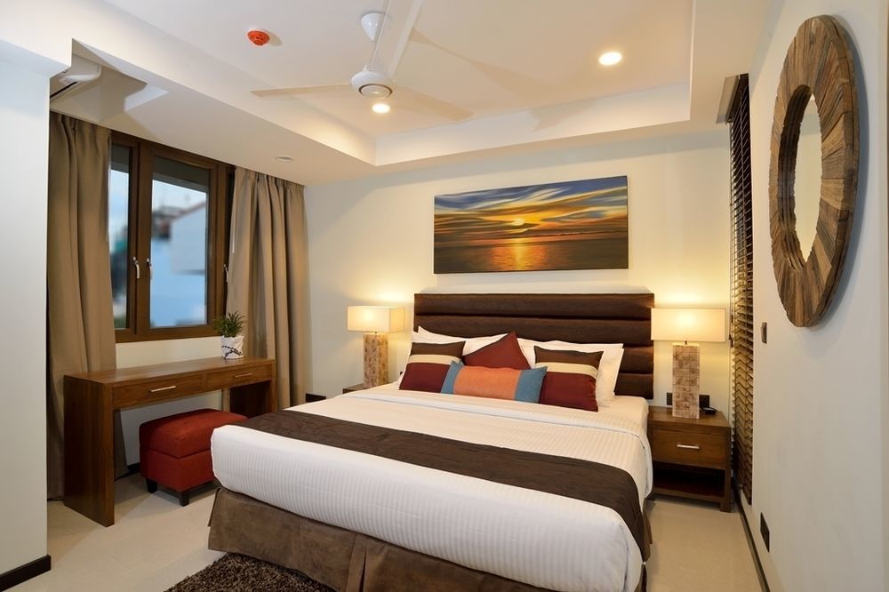 The Somerset Hotel 4*