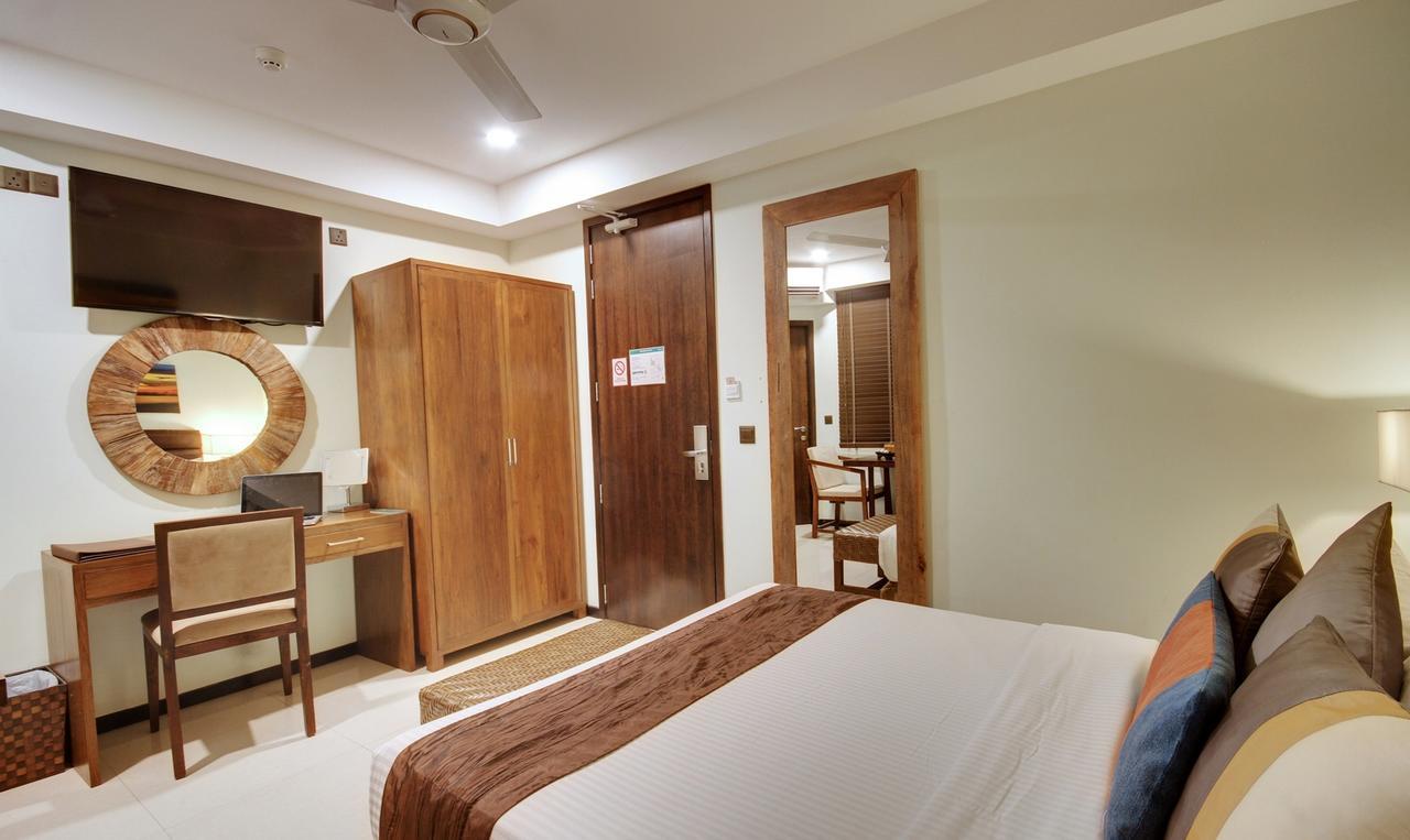 The Somerset Hotel Male