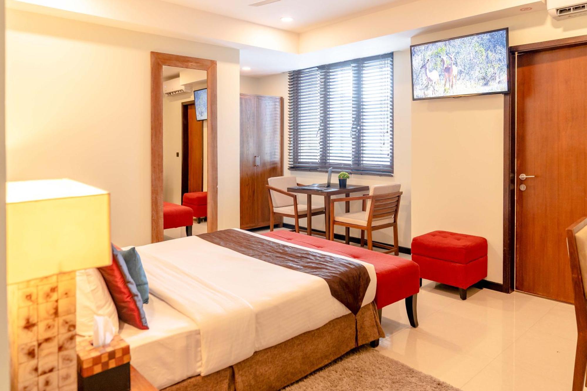 The Somerset Hotel Malé